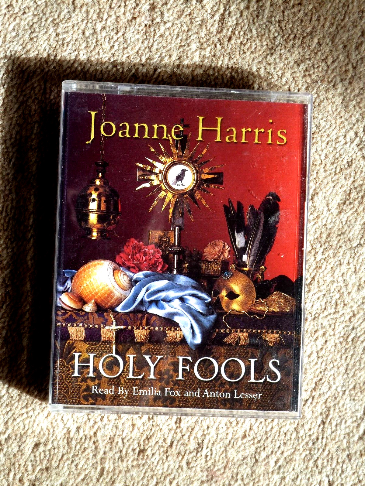 JOANNE HARRIS — HOLY FOOLS — AUDIO BOOKS — TALKING BOOKS ( 2 CASSETTES )