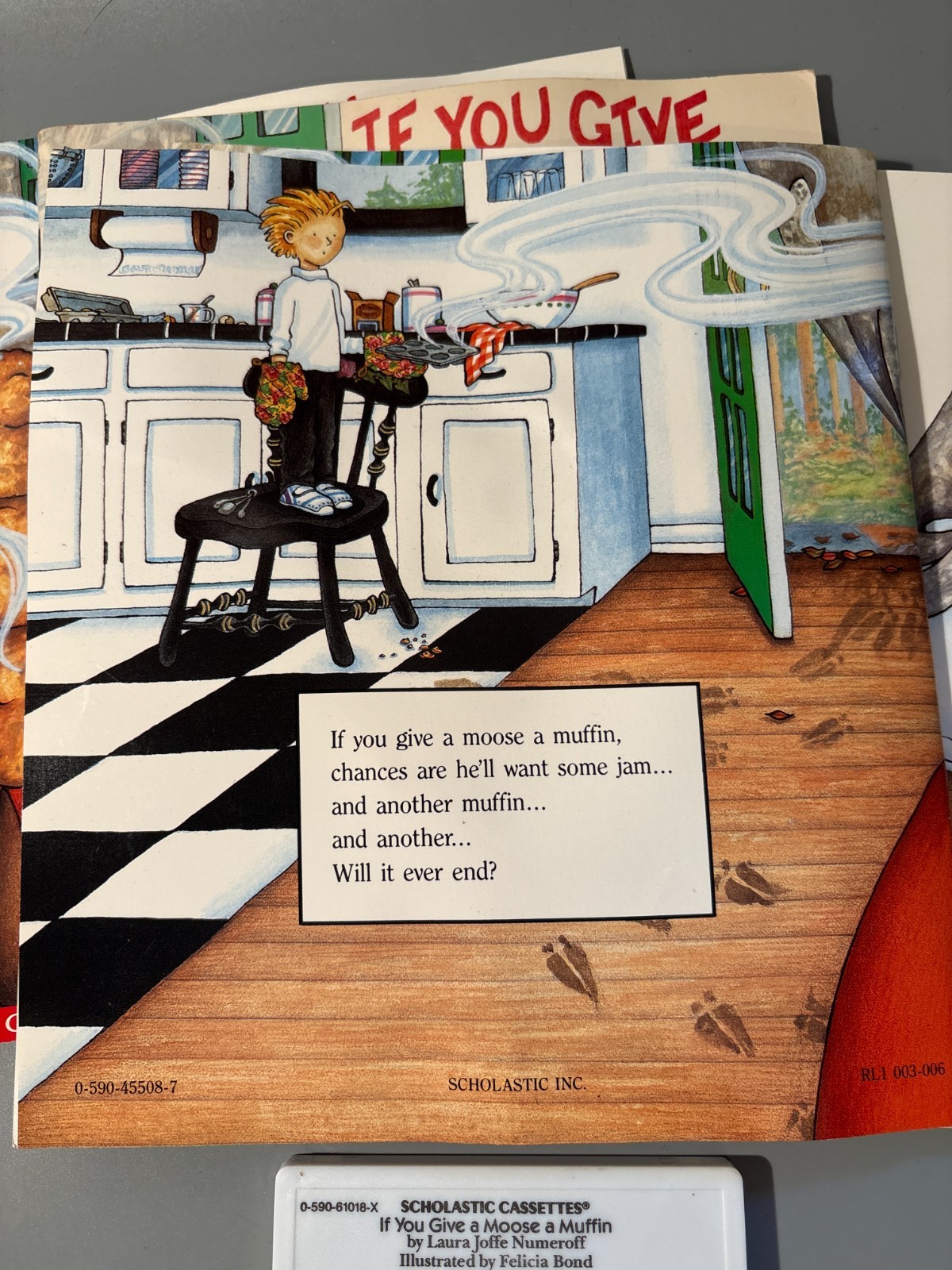 If You Give a Moose a Muffin Scholastic Cassette Read Along 4 Books Numeroff