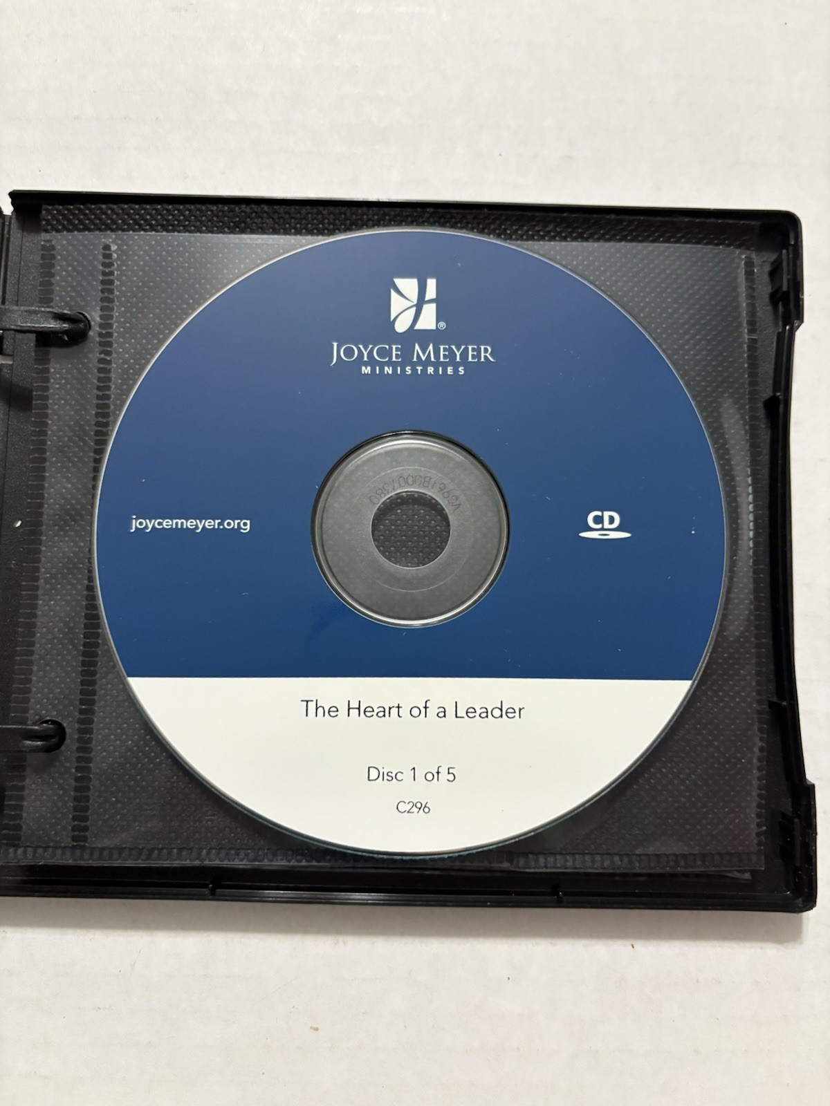 Joyce Meyer Embracing A Life Of Leadership 5 CD Set