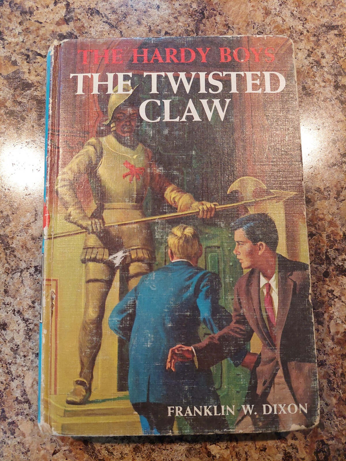 1939 Vintage Blue Spine The Twisted Claw (The Hardy Boys #18 ) Franklin W. Dixon