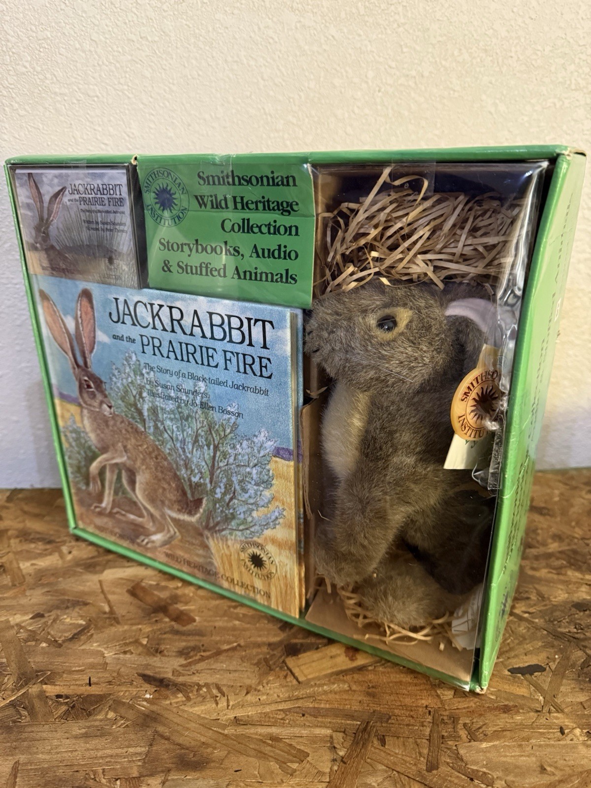 SMITHSONIAN COLLECTION STORY BOOKS ,AUDIO AND STUFFED ANIMALS JACKRABBIT