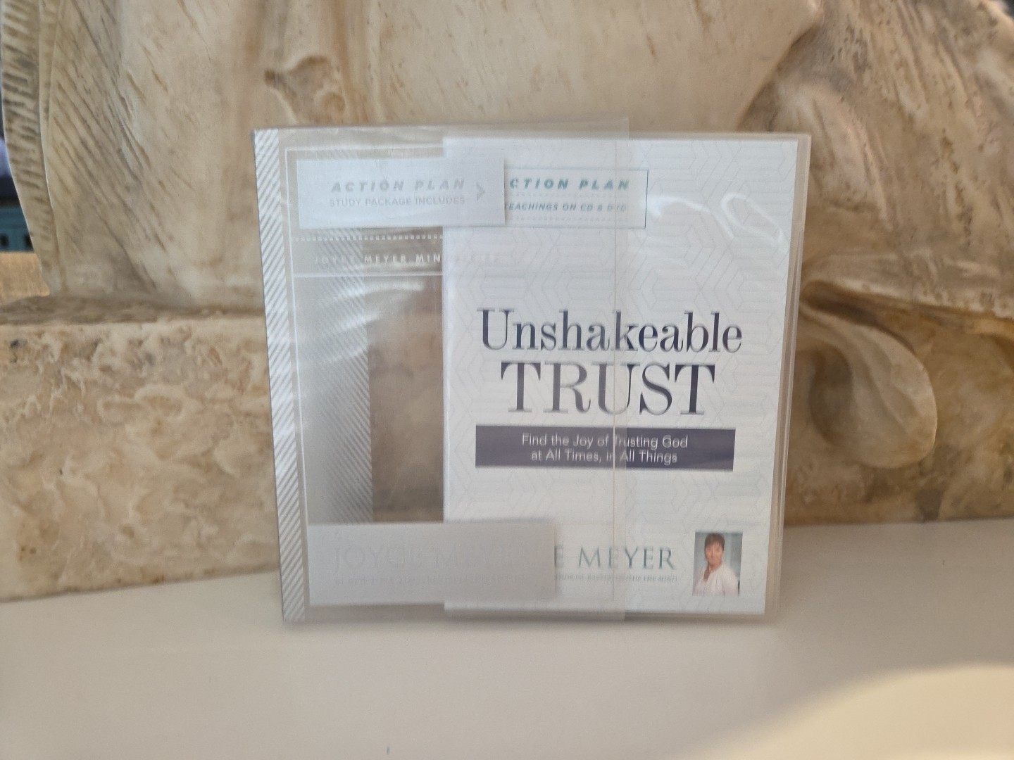 Unshakeable Trust: Find the Joy by Joyce Meyer Six Teachings On DVD & CD’s