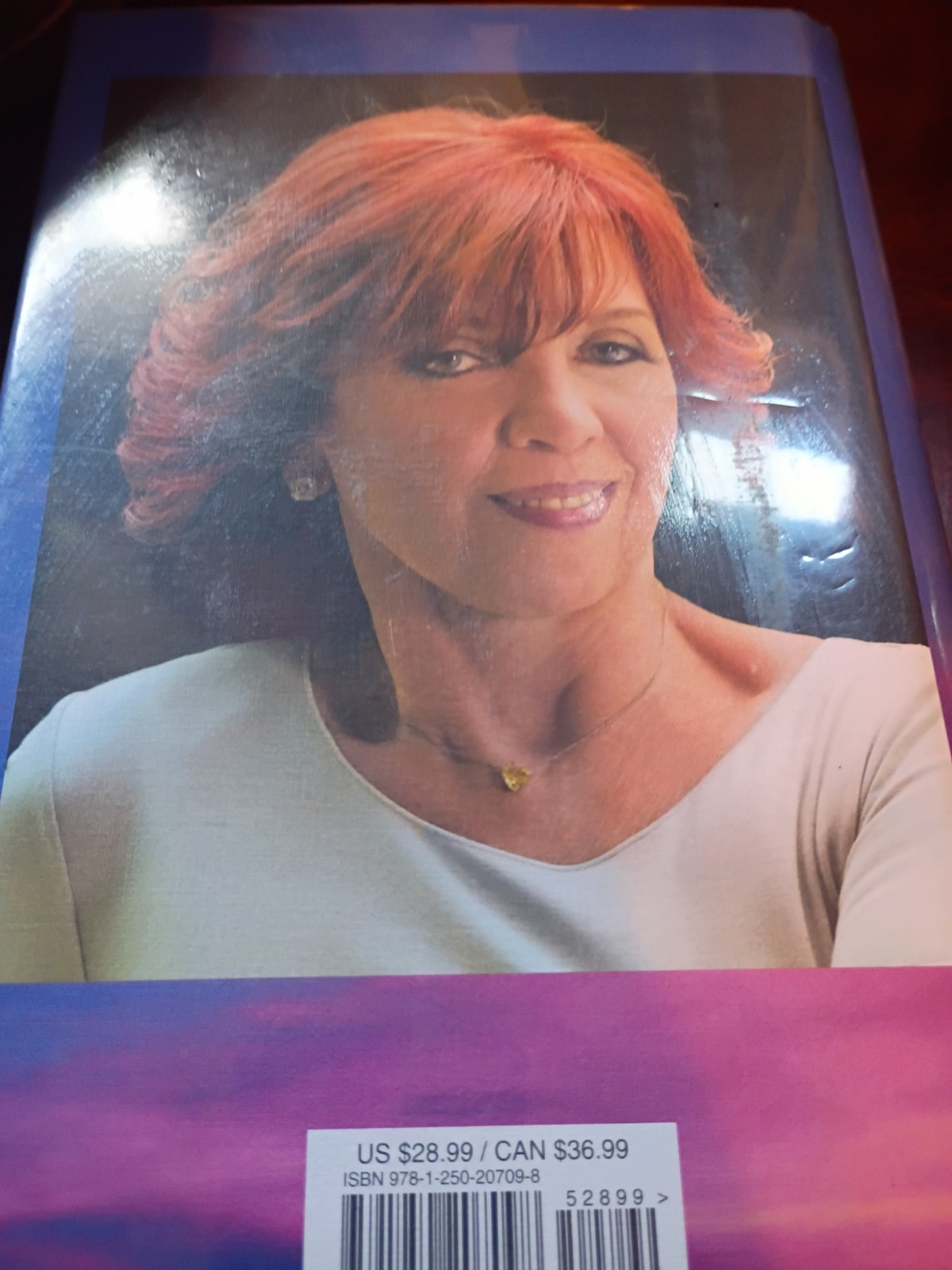 Under Currents : A Novel by Nora Roberts