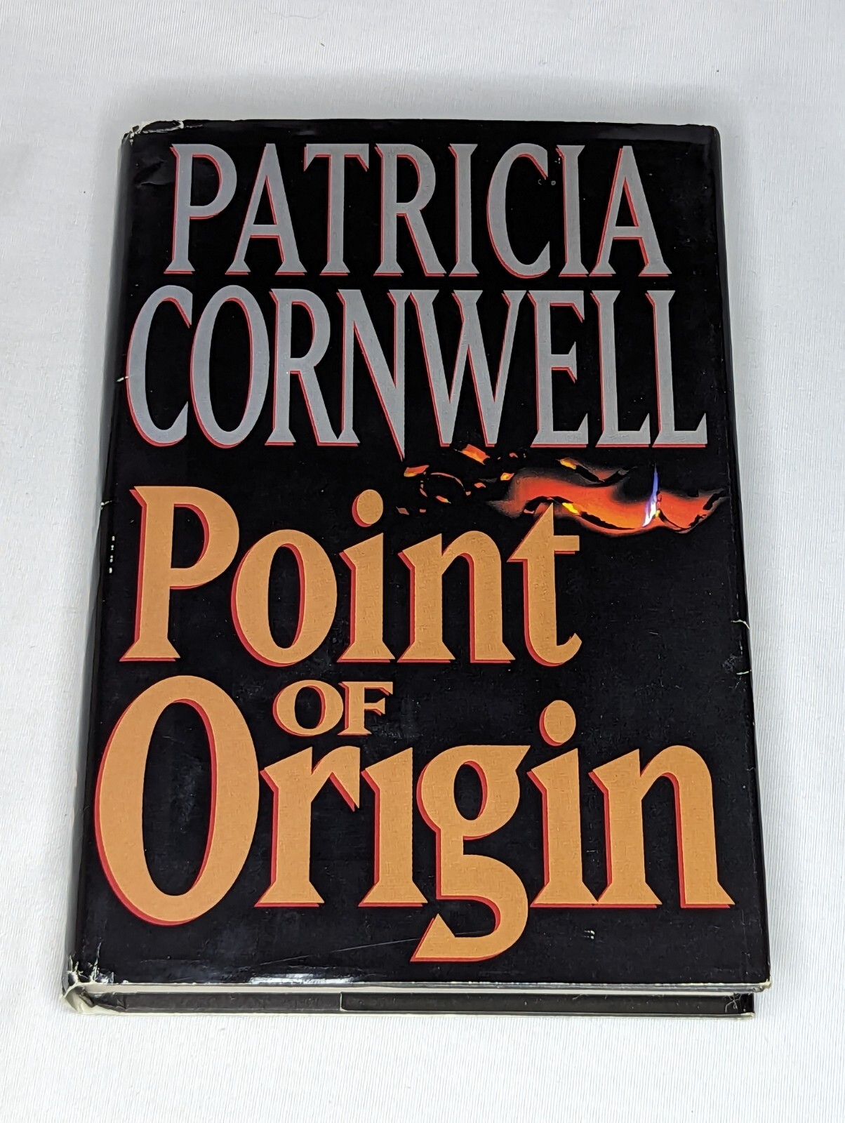Point of Origin (Kay Scarpetta) (A Scarpetta Novel) — Hardcover — Acceptable