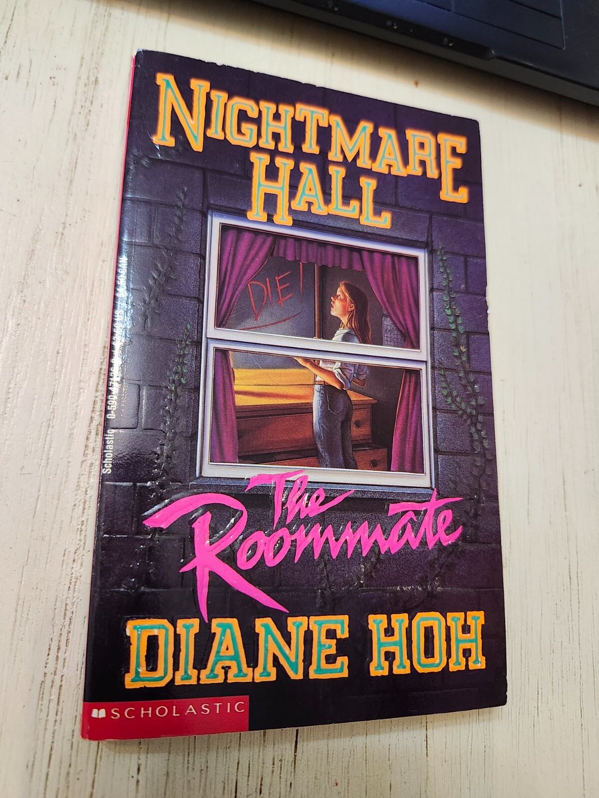 NIGHTMARE HALL: THE ROOMMATE By Diane Hoh *Excellent Condition*