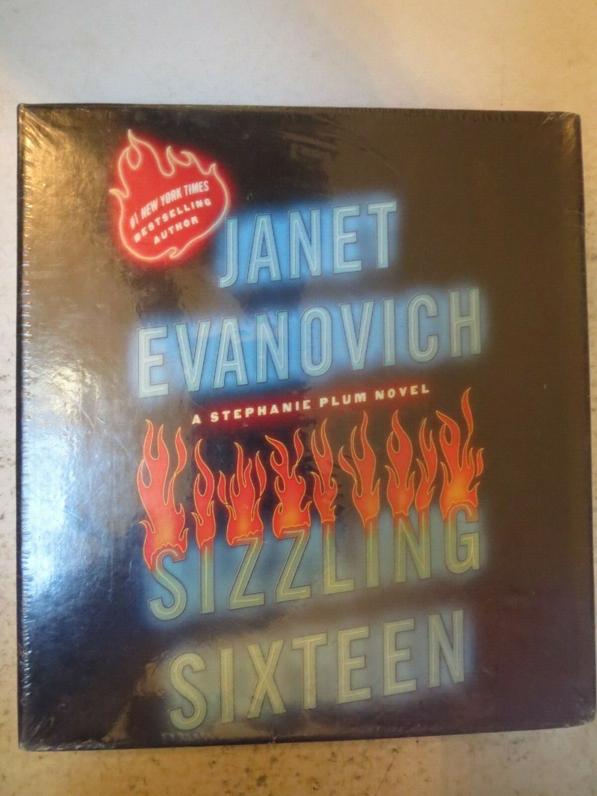 Stephanie Plum Novels Sizzling Sixteen 16 Janet Evanovich(2010, 7 CD) UNABRIDGED