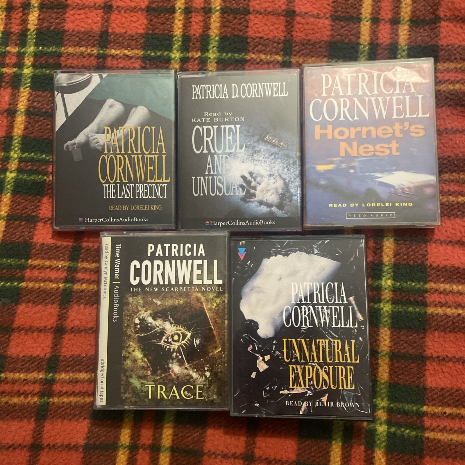 5x PATRICIA CORNWELL ~ Cassette Audio Novels ~ Trace/The Last Precinct++📘