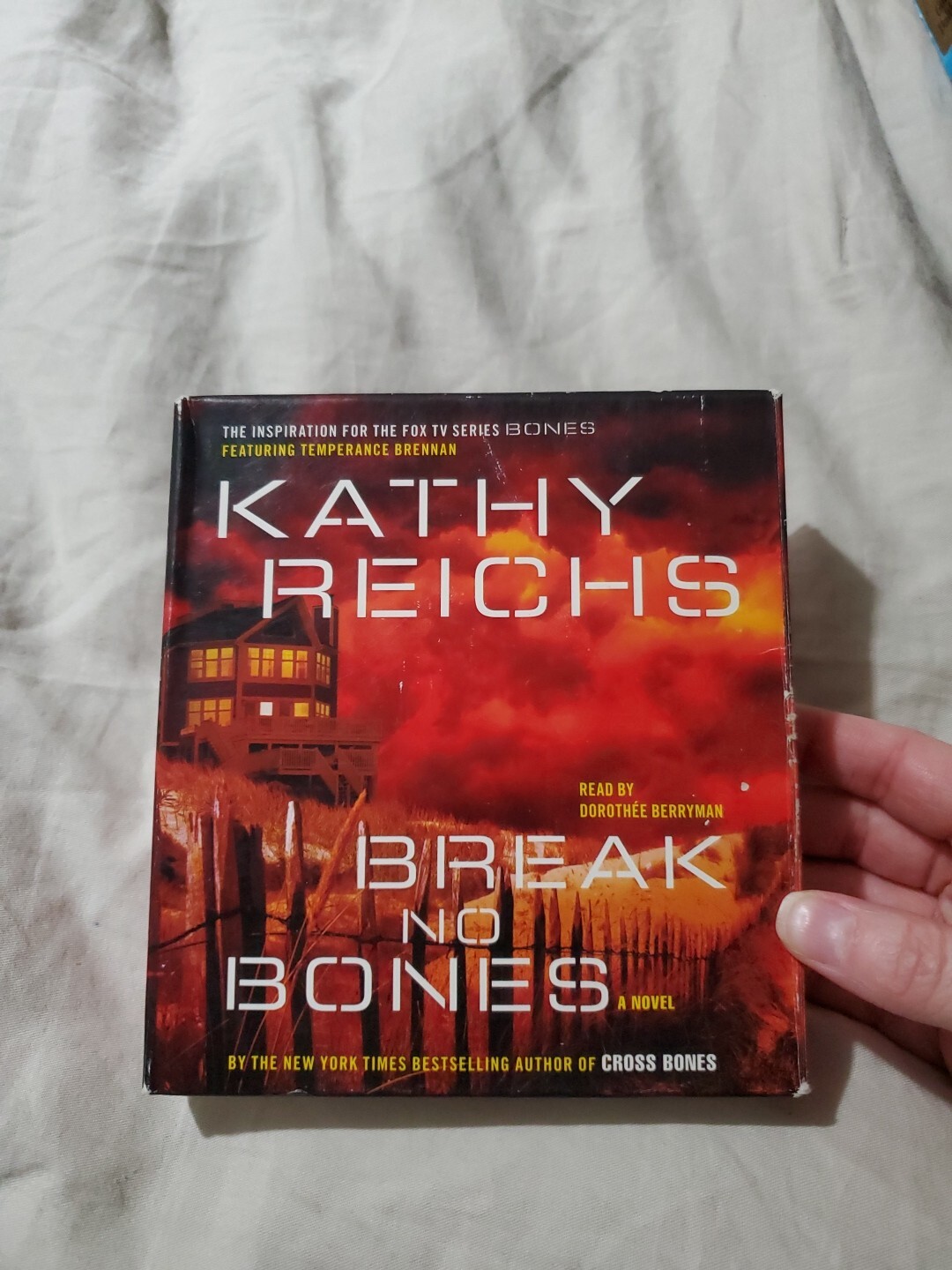 Break No Bones by Kathy Reichs (2012, Compact Disc, Abridged edition)