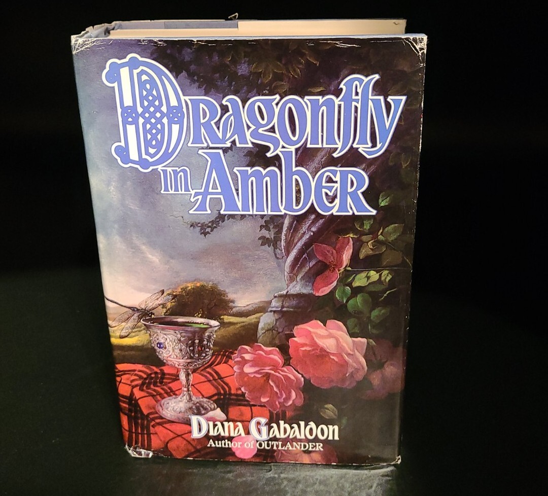 Dragonfly In Amber by Diana Gabaldon HCDJ — Outlander Series First Edition