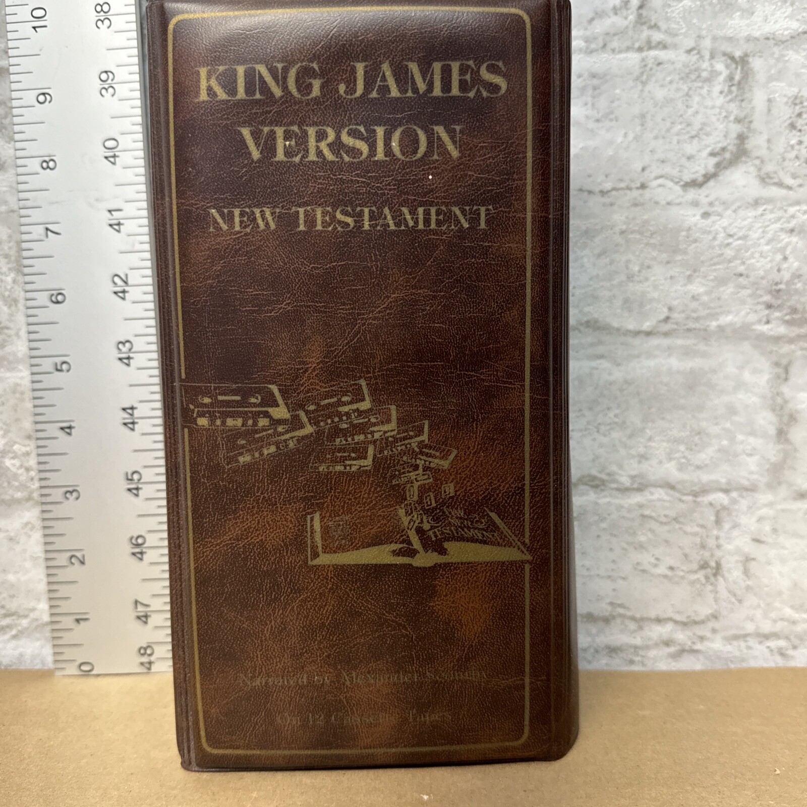 Holy Bible King James Version On 12 Cassette Tapes Narrated By A Scourby