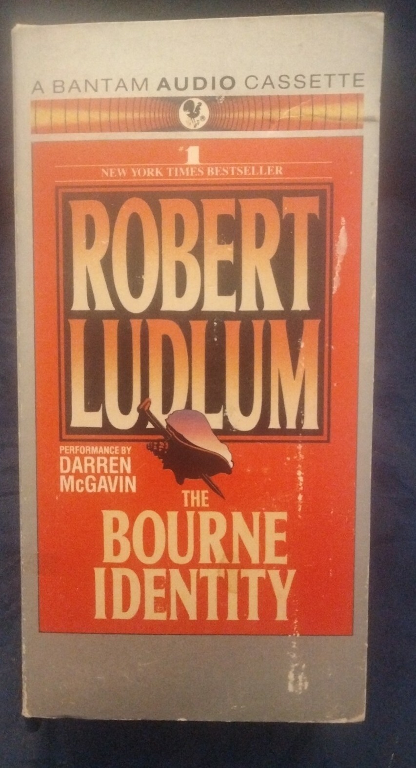 The Bourne Identity, Darren McGavin — Bantam Audio Cassette 2 Tapes Set