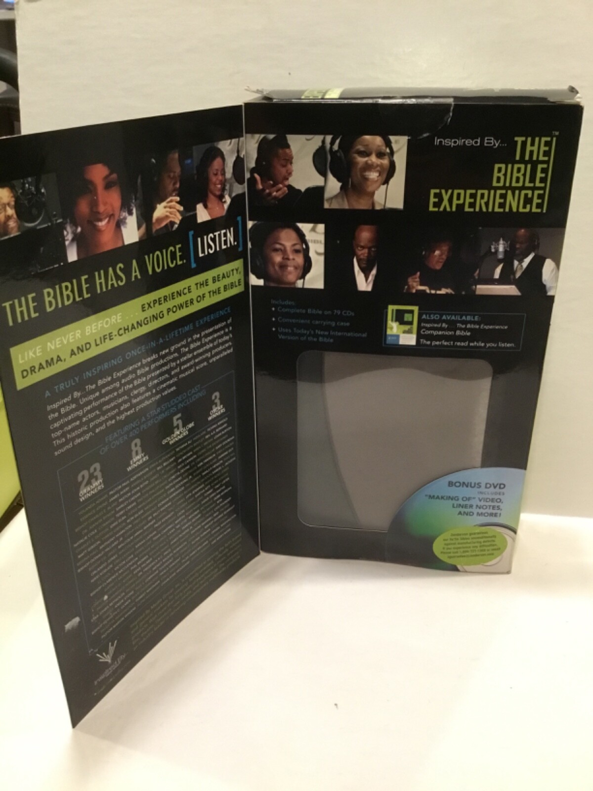 Zondervan The Bible Experience Complete Audio 80 CDs DVD Old New Testament Case