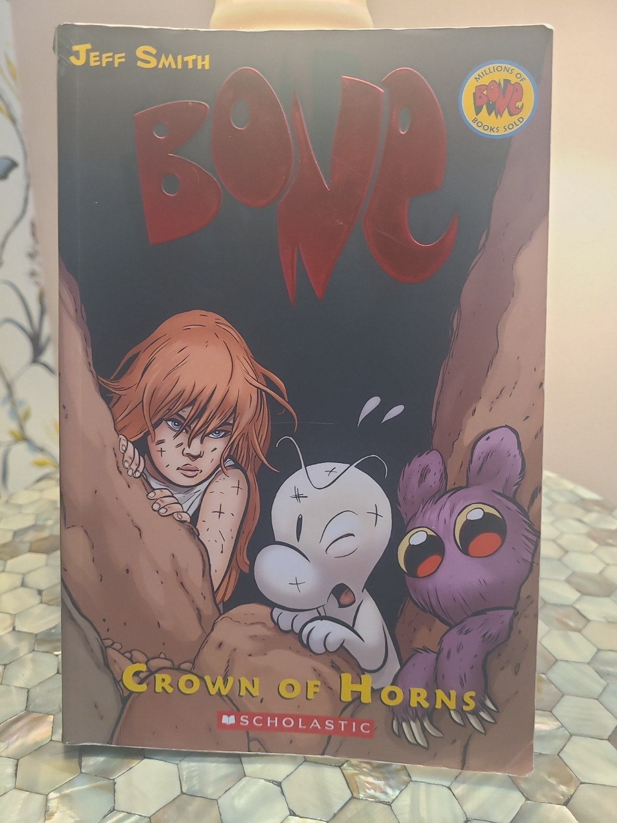 Bone Ser.: Crown of Horns by Jeff Smith (2009, Trade Paperback)