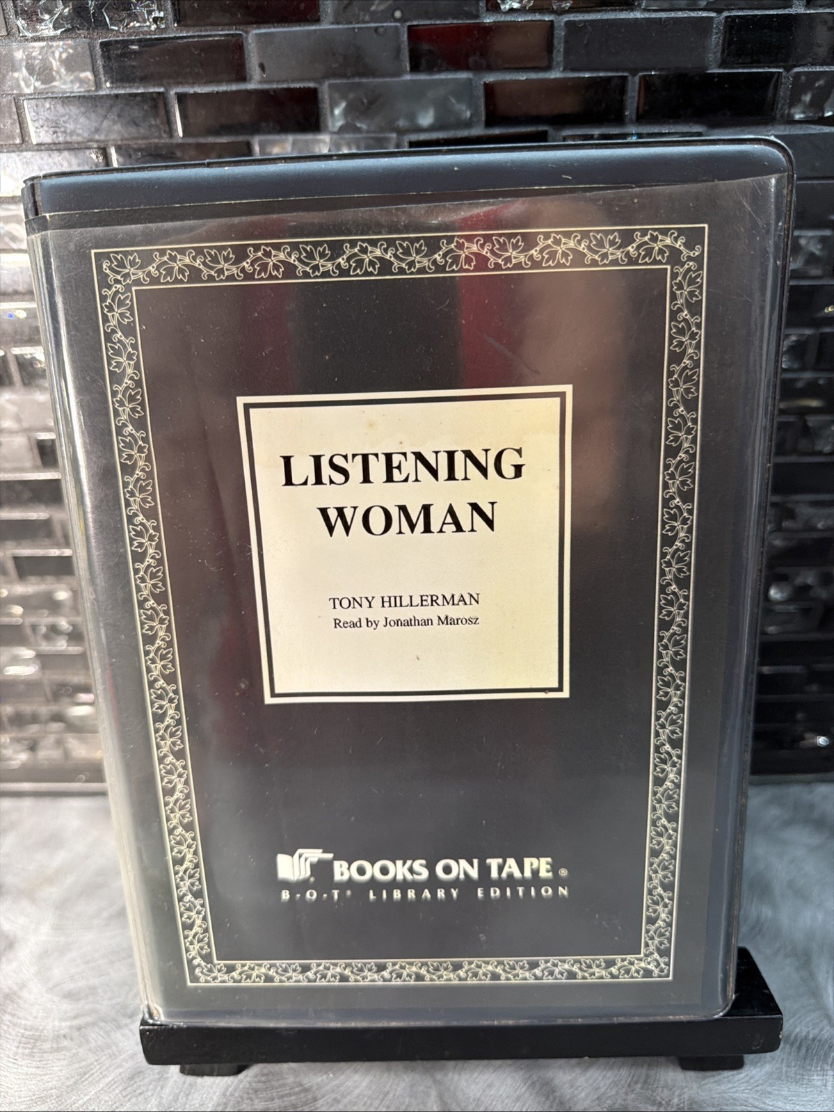 Tony Hillerman LISTENING WOMAN Books on Tape 6 Cassette Audiobook RARE 1994