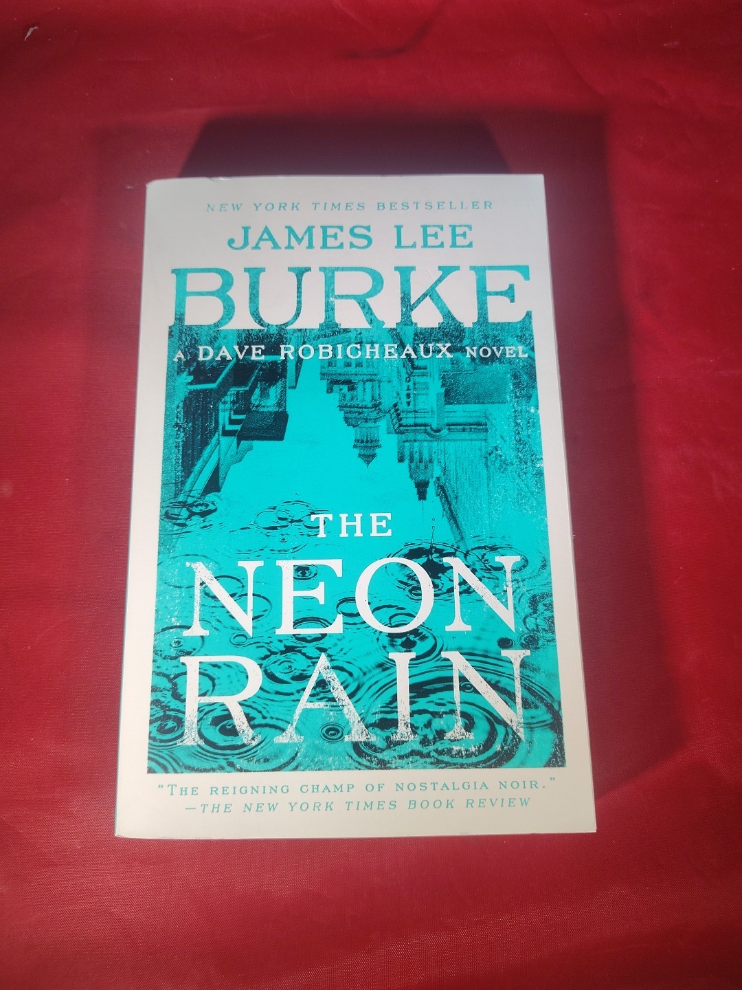 JAMES LEE BURKE( PB) THE NEON RAIN VGC Dave Robicheaux