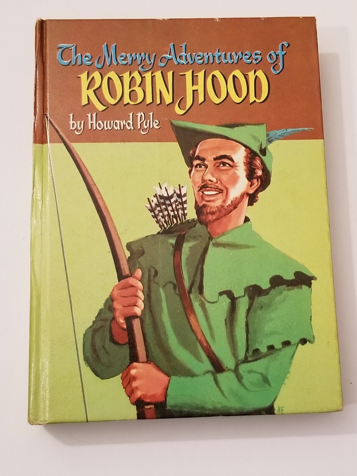 Vintage Book The Merry Adventures Of Robin Hood Hard Back By Howard Pyle.