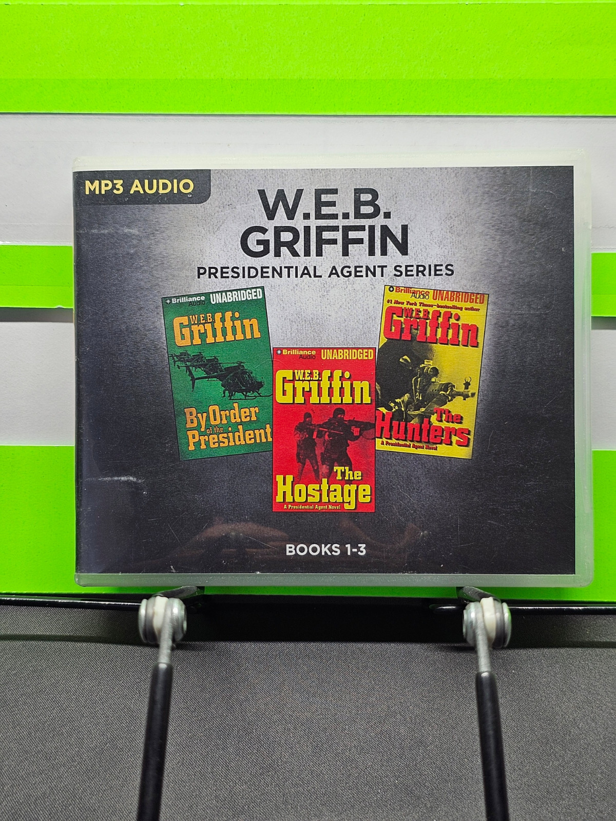 W.E.B. Griffin Presidential Agent Series Books 1-3 MP3 CD Hunters missing disc 2