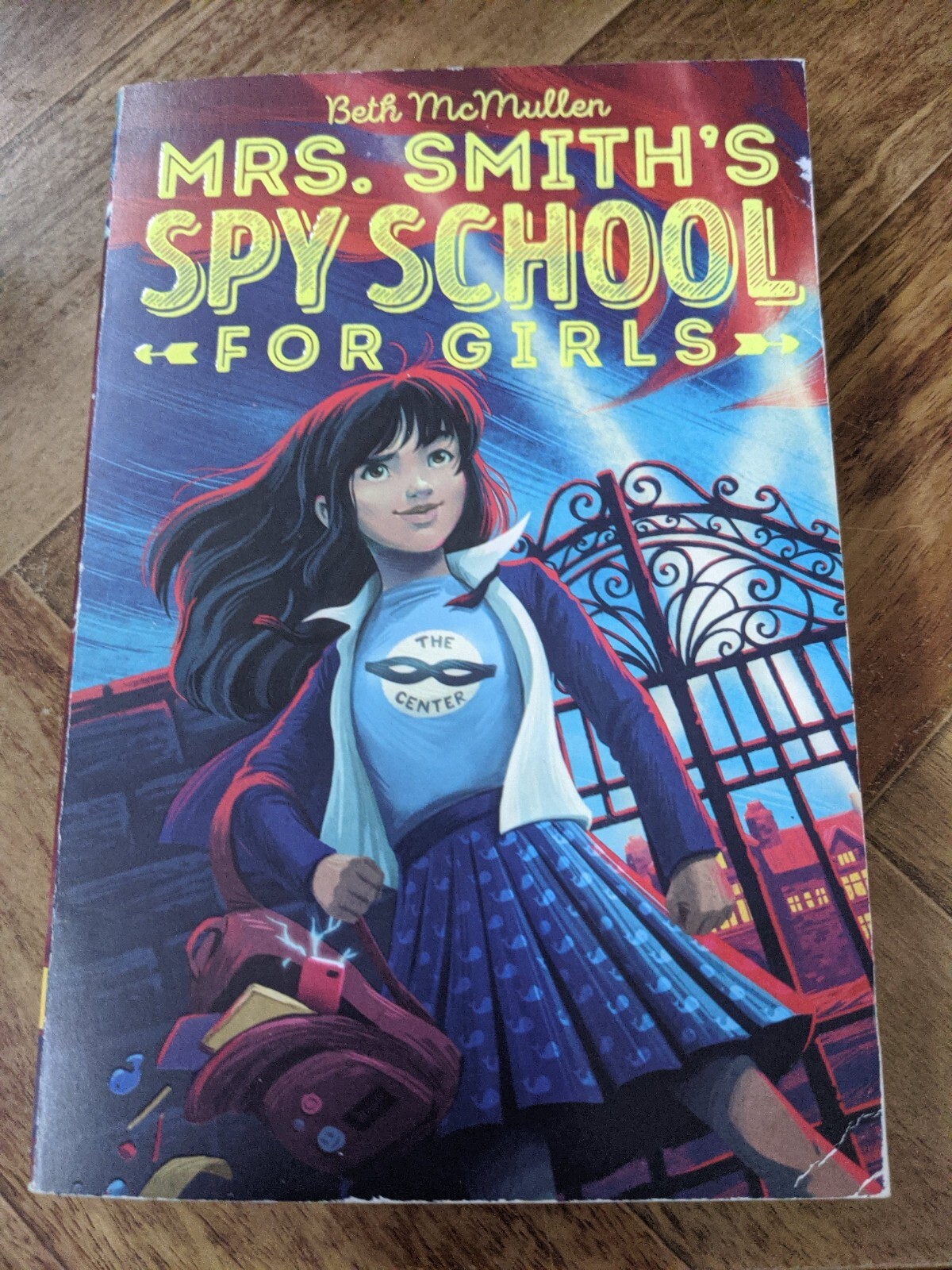 Mrs. Smith’s Spy School for Girls; 1 — 1481490214, paperback, Beth McMullen