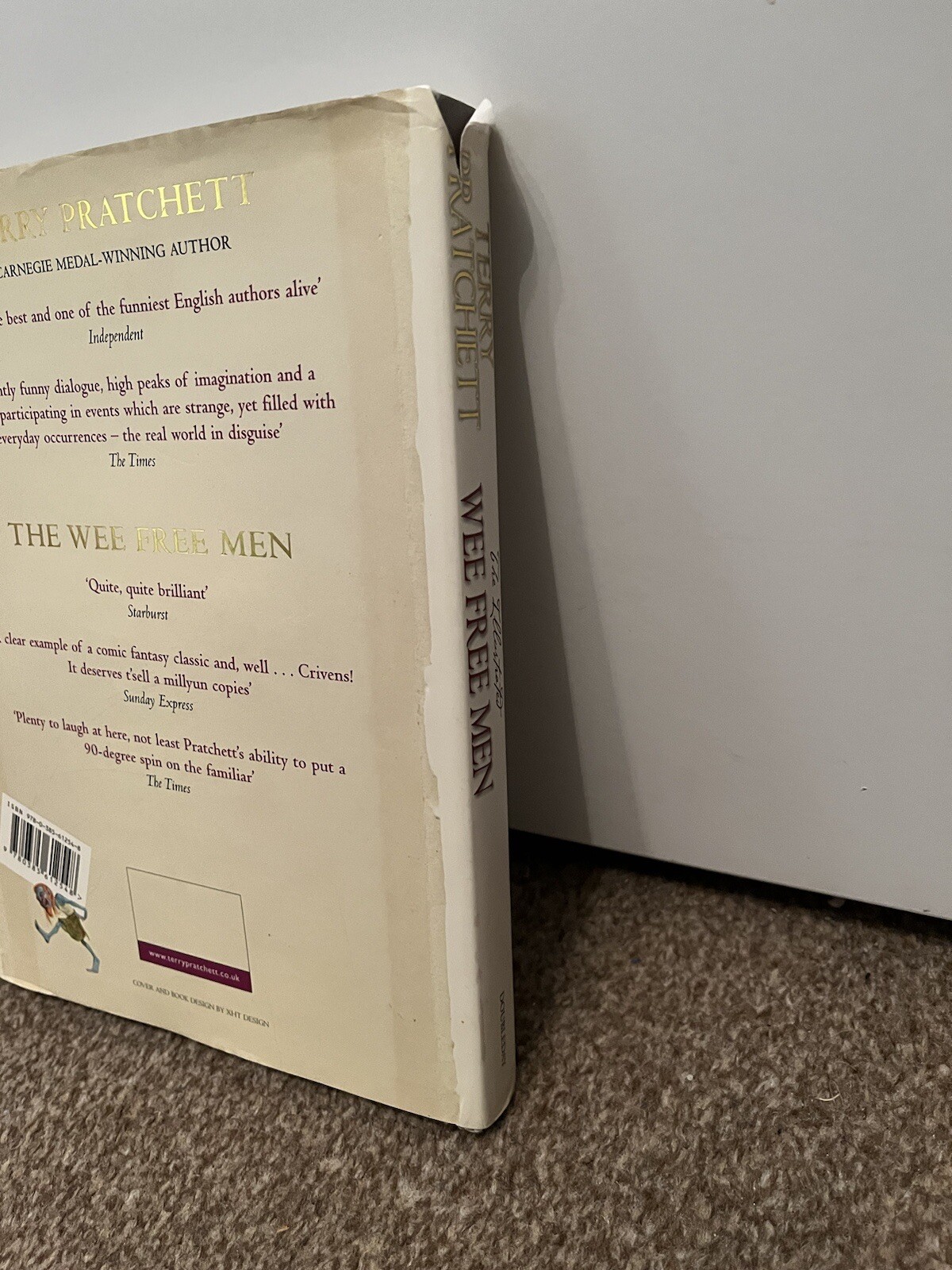The Illustrated Wee Free Men Terry Pratchett 1st Edition — Stephen Player Rare