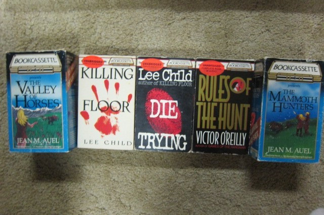 LOT OF 29 AUDIOBOOKS ON BOOKCASSETTE thrillers, romance, westerns READ DESCRI