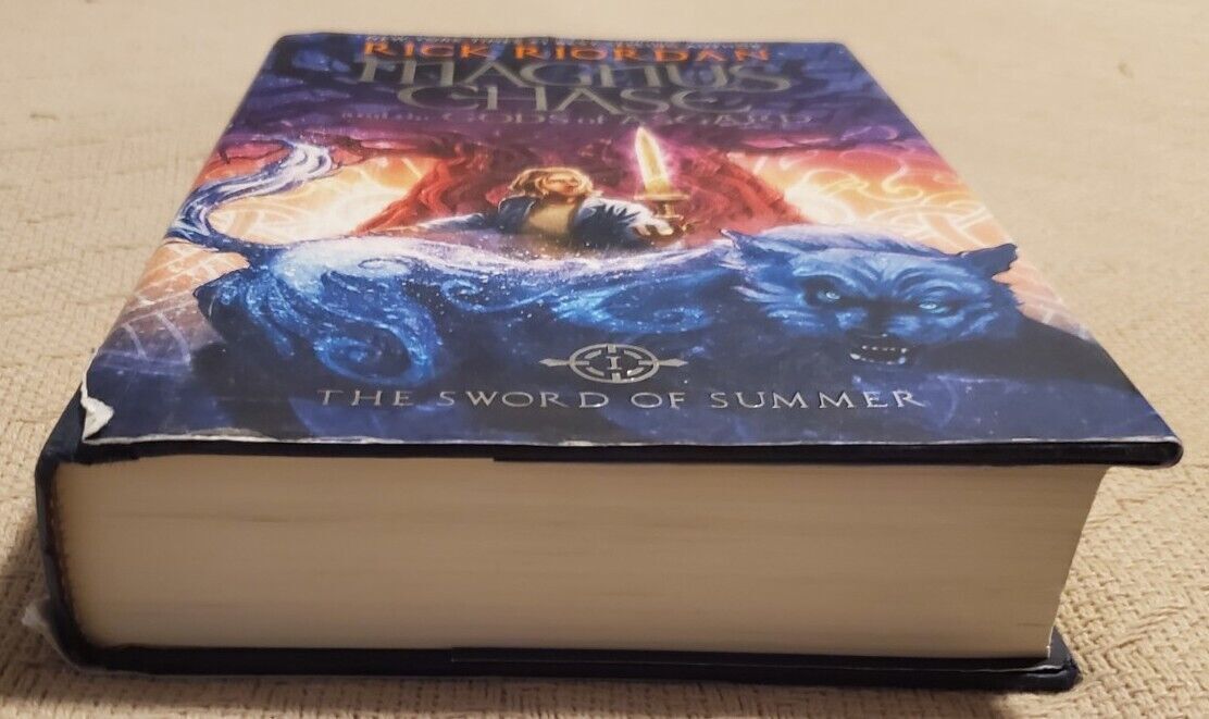 Magnus Chase and the Gods of Asgard Ser.: The Sword of Summer by Rick Riordan…