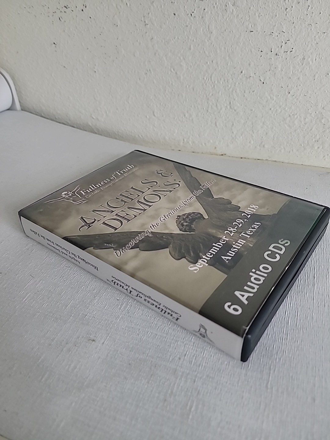 Catholic Ministries-6 Audio CDs «ANGELS & DEMONS: Discerning the Glorious From..