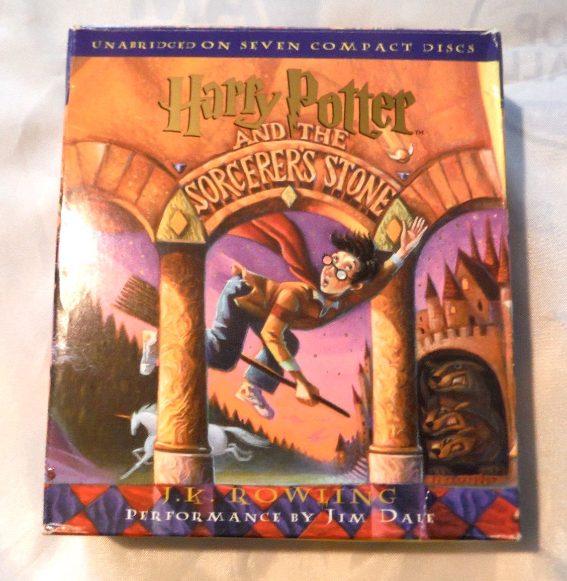 HARRY POTTER AND THE SORCERER’S STONE AUDIO BOOK UNABRIDGED 7 CD’S