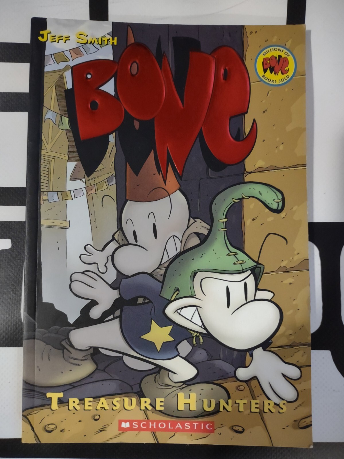 Bone #8: Treasure Hunters by Jeff Smith (2008, Trade Paperback)