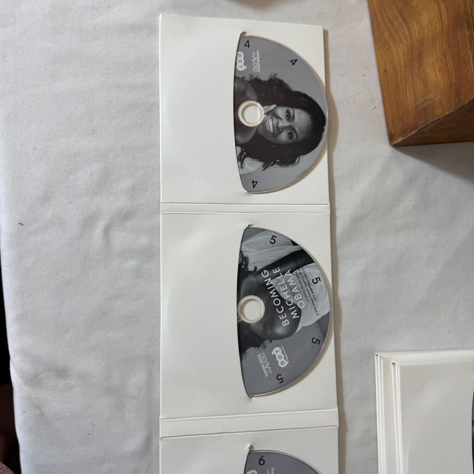 Random House Becoming Audiobook Michelle Obama 16 CD Set Unabridged Blue Box