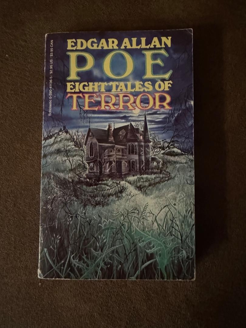 Edgar Allan Poe : Eight Tales of Terror — 1978 PB like new