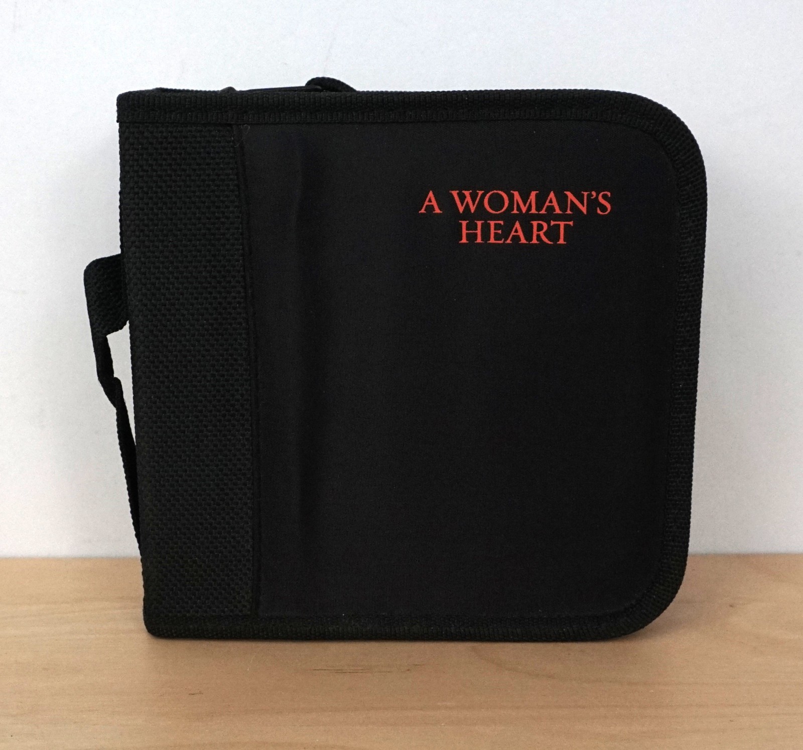 Beth Moore A Womans Heart 11 CD Audio Set Bible Study