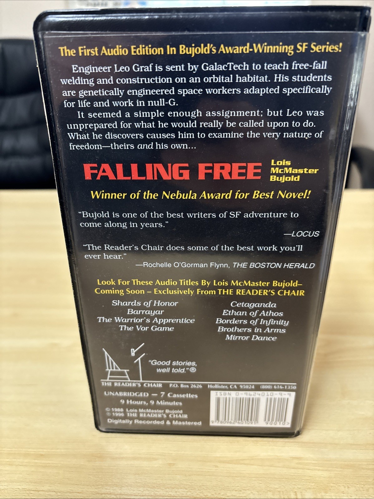Vintage Cassette, Falling Free (Unabridged Edition) by Lois Mcmaster Bujold, Mic