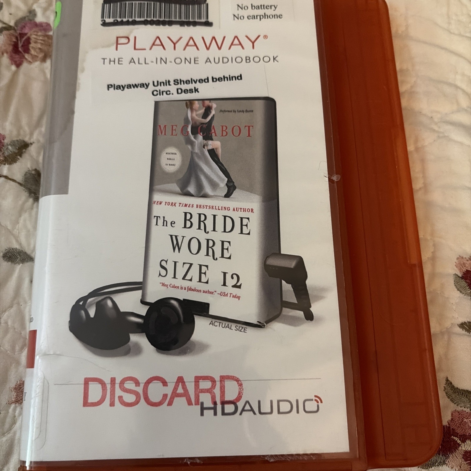 Playaway Audiobook Audio Book Ex Library — The Bride Wore Size 12 By Meg Cabot