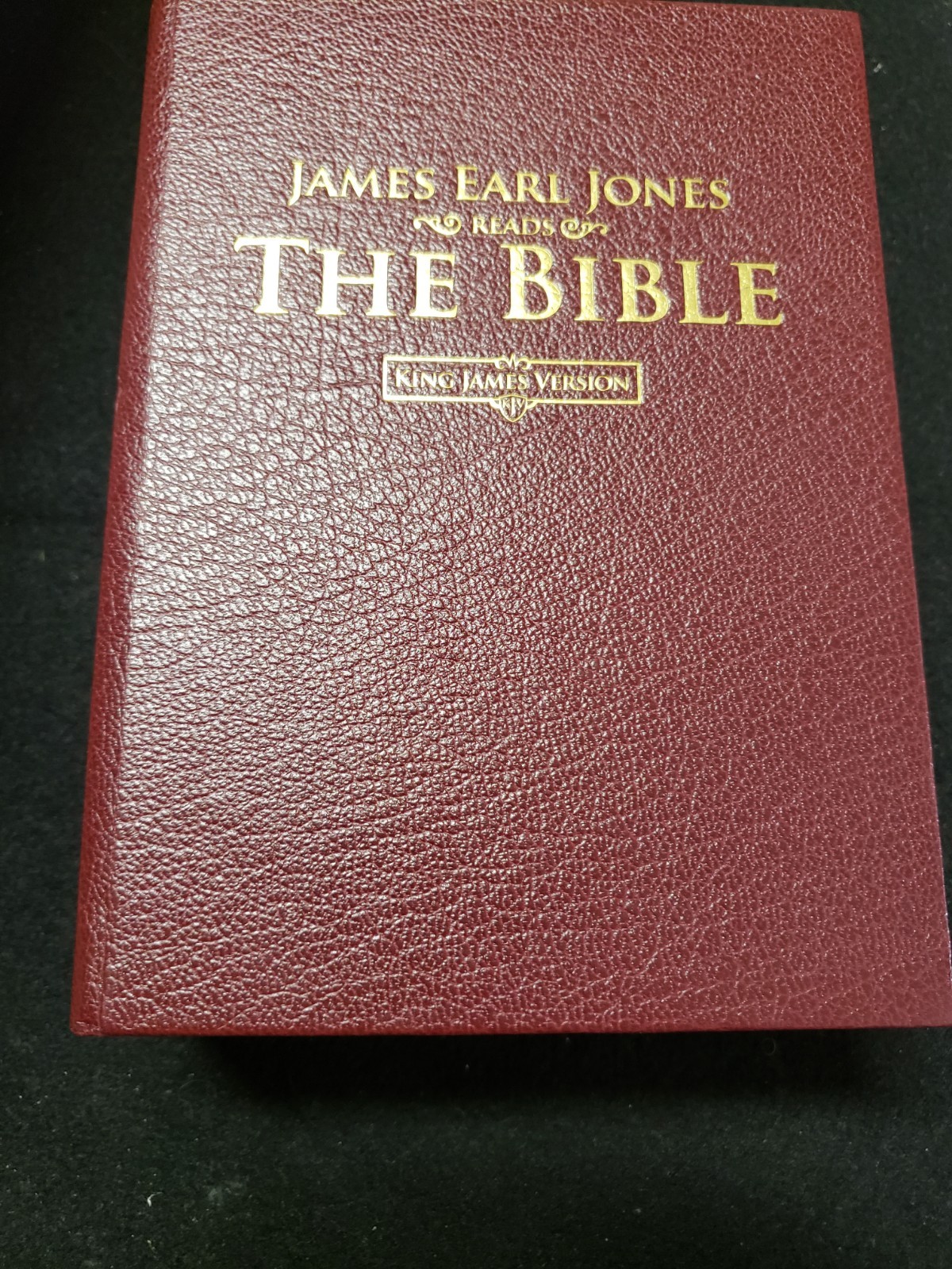 James Earl Jones Reads The Bible KJV (CD 15 Disc Set)