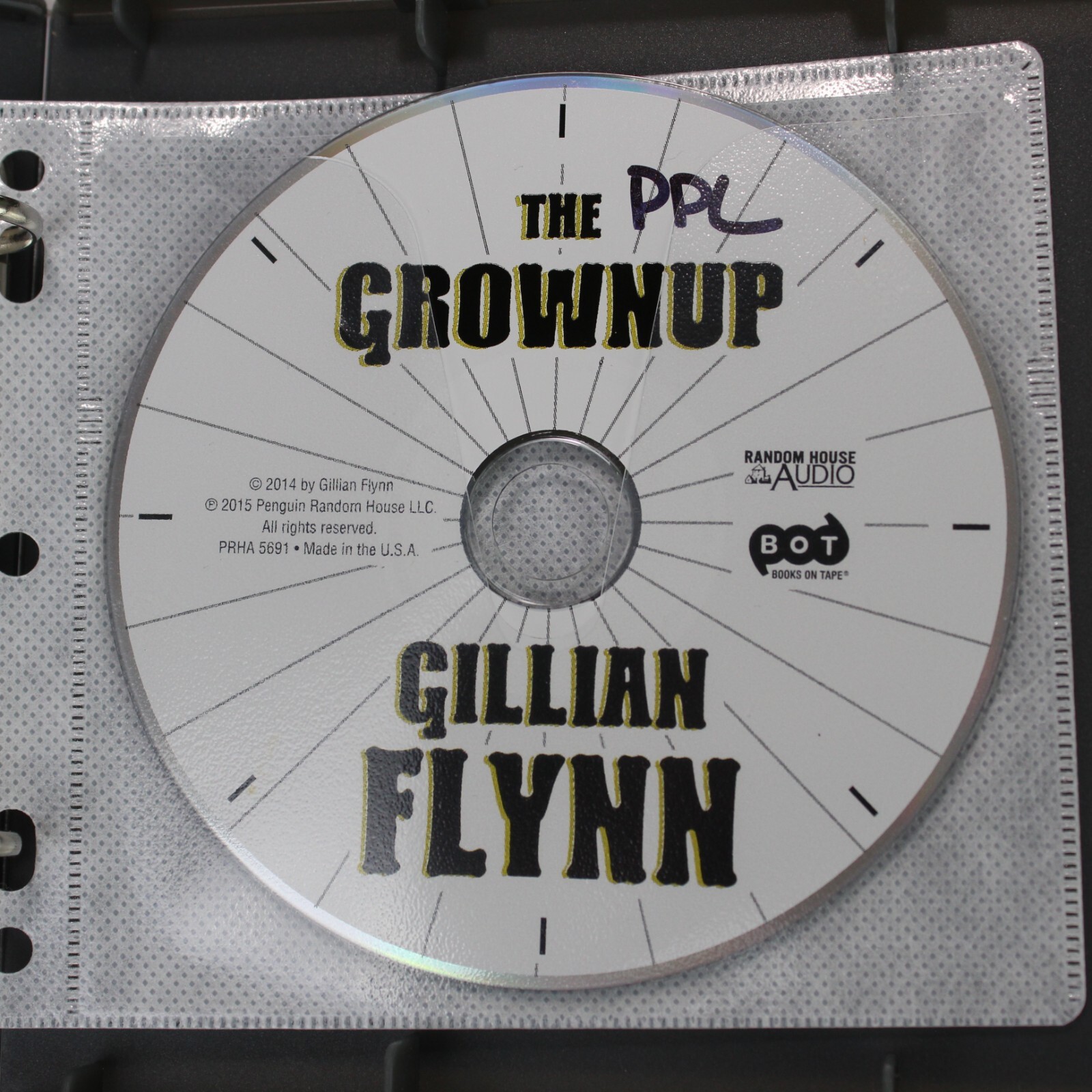 The Grownup, Gillian Flynn, Unabridged Single CD Audiobook in Ring Binder Case