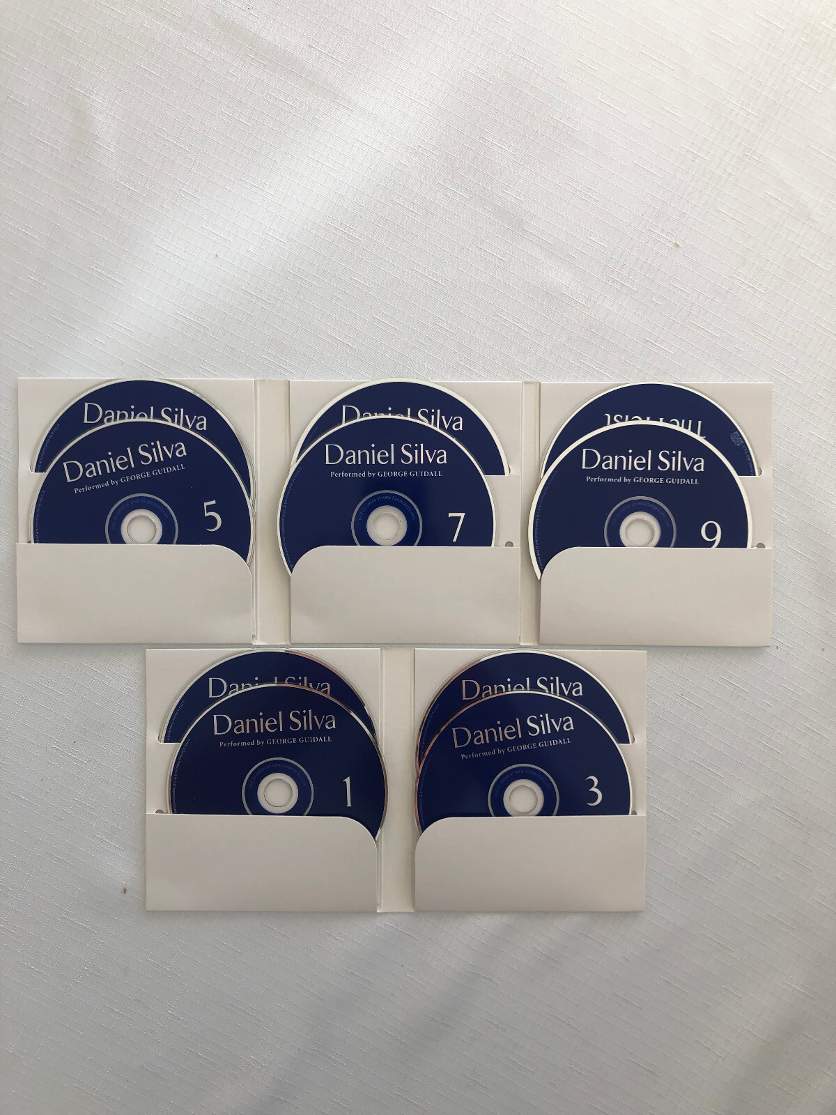 THE HEIST by DANIEL SILVA ~UNABRIDGED 10 CDs 12 Hours