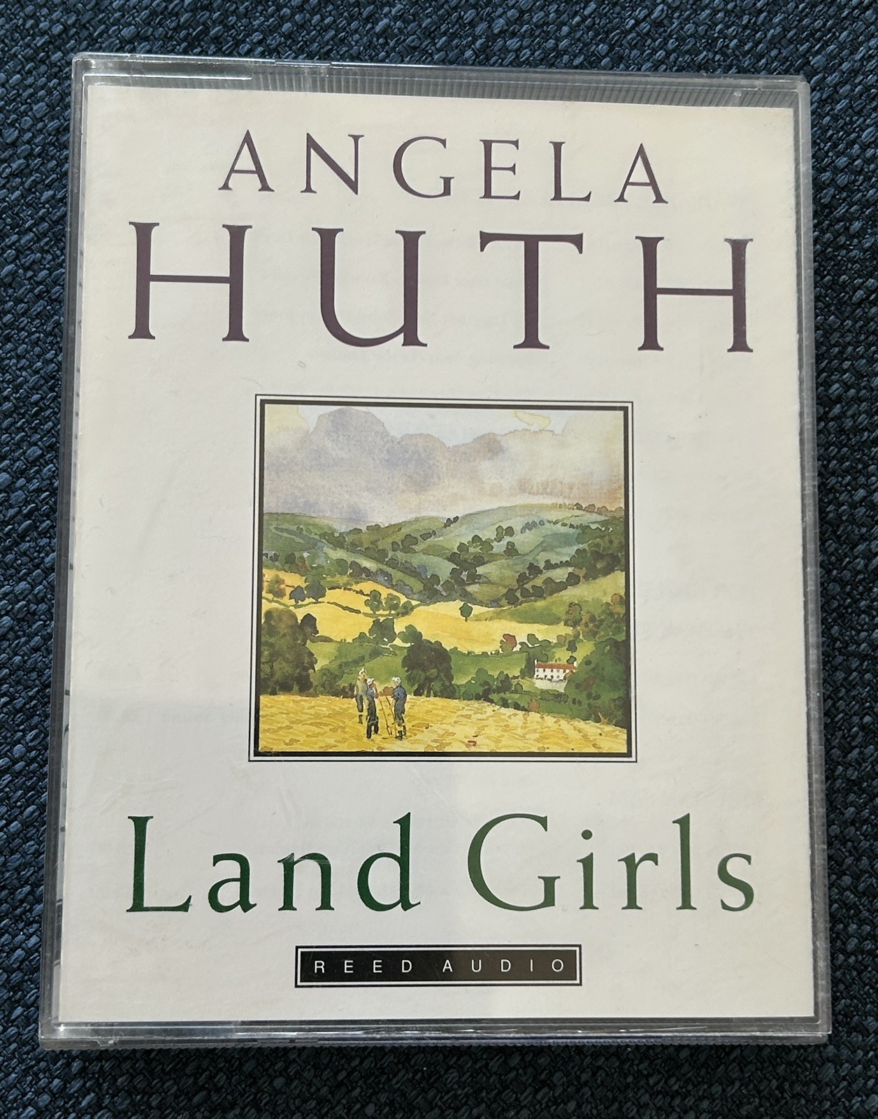 ANGELA HUTH — LAND GIRLS AUDIO BOOK — DOUBLE CASSETTE TAPE STORY Approx 3hrs