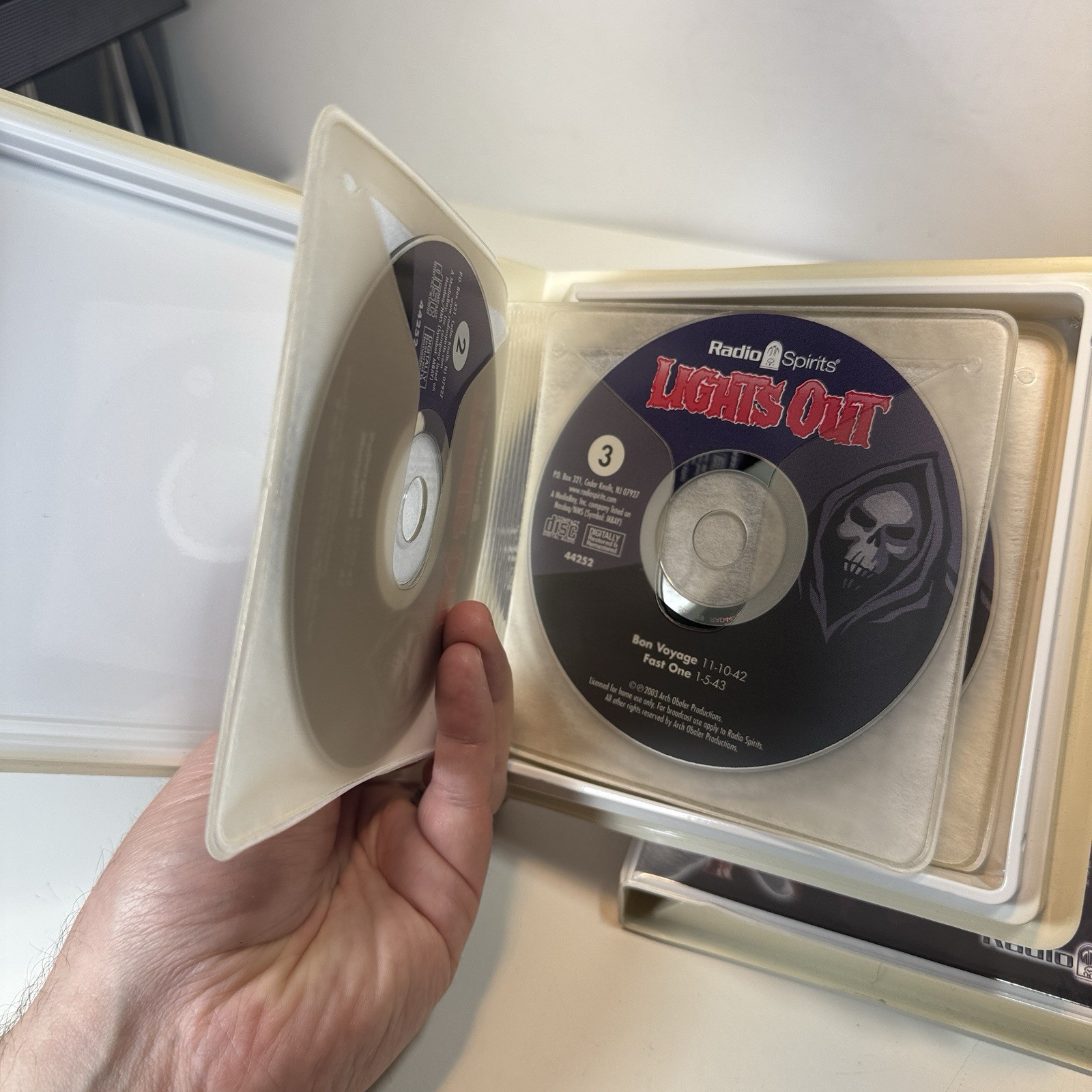 Radio Spirits LIGHTS OUT Show Volume 1 & 2 36 Episodes 18 Audio CD 18 HRS Horror