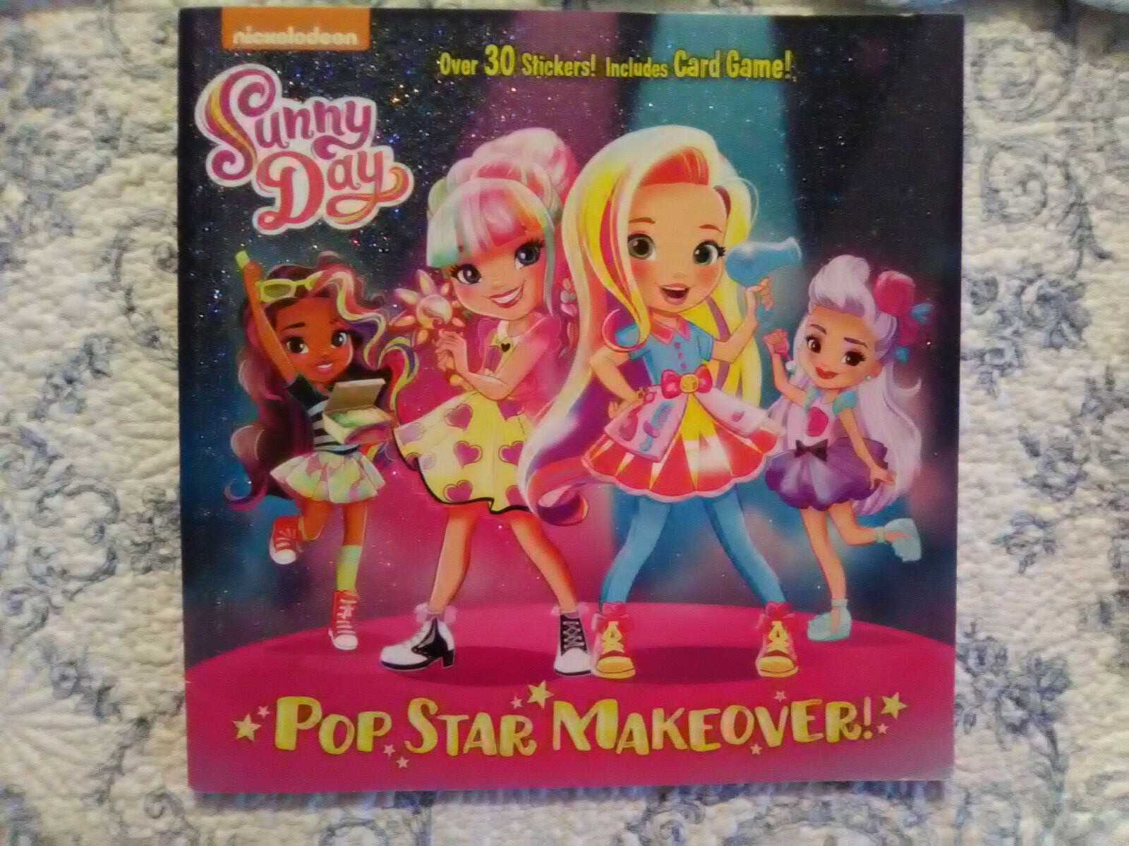 Pictureback(R): Pop Star Makeover! (Sunny Day) by Mickie Matheis (2018,…