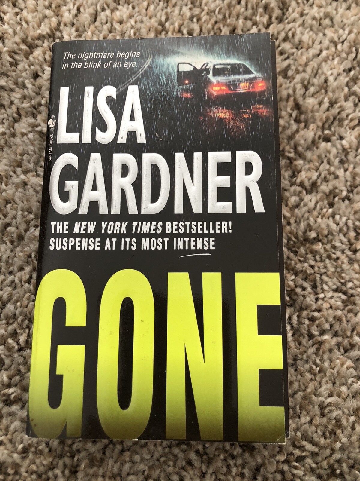 Gone: An FBI Profiler Novel — 9780553588071, paperback, Lisa Gardner