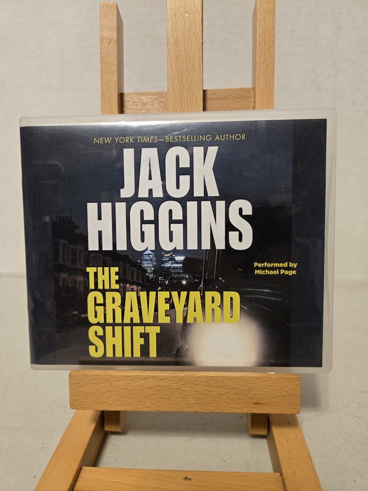 The Graveyard Shift by Jack Higgins: Used Audiobook — 5 Discs