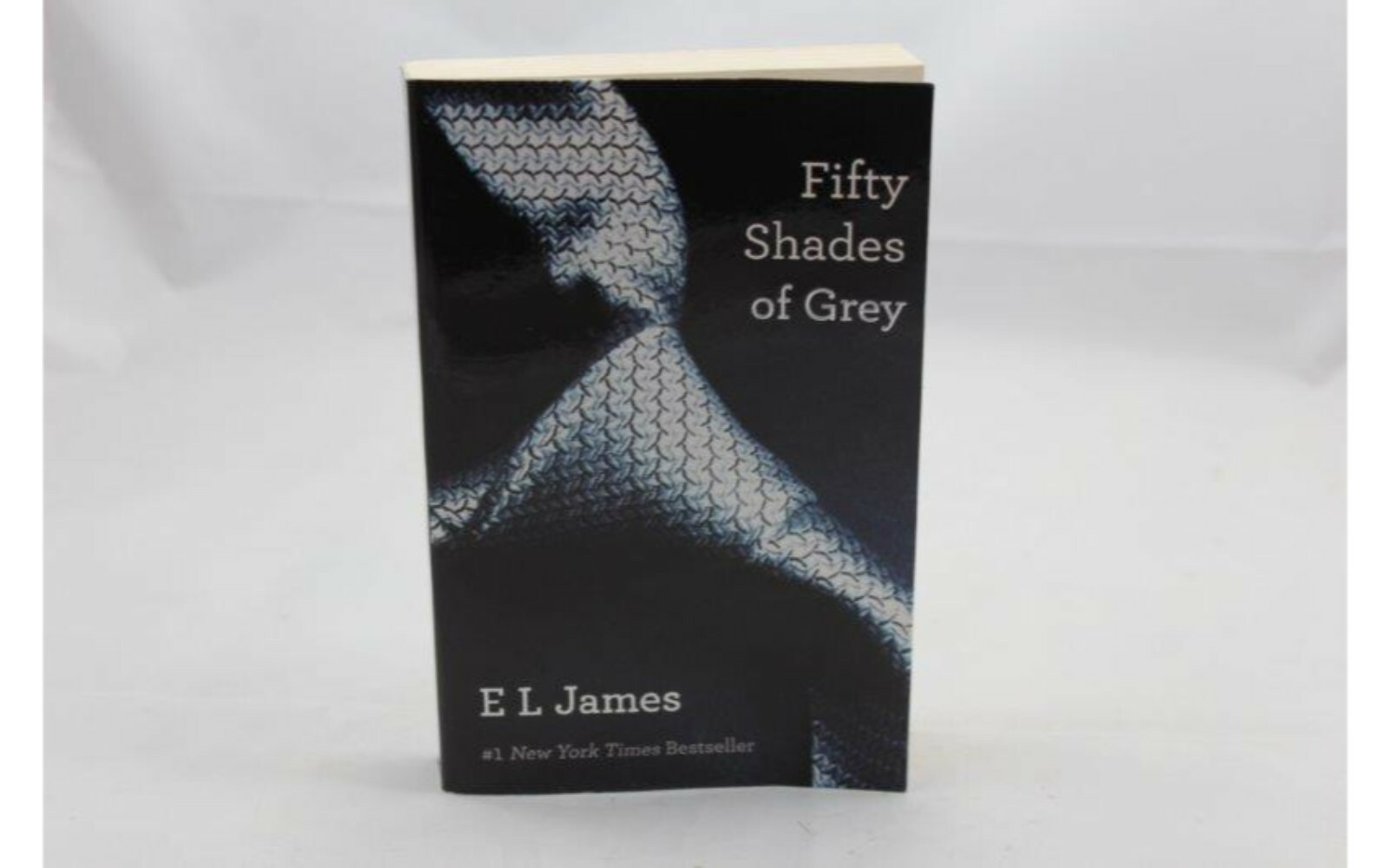 Fifty Shades of Grey: Book One of the Fifty Shades Trilogy by James, E L