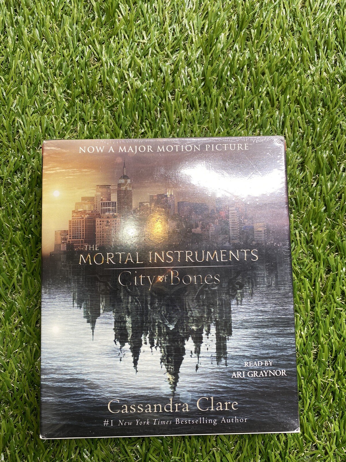 The Mortal Instruments City of Bones Movie Tie-In by Cassandra Clare NEW Sealed