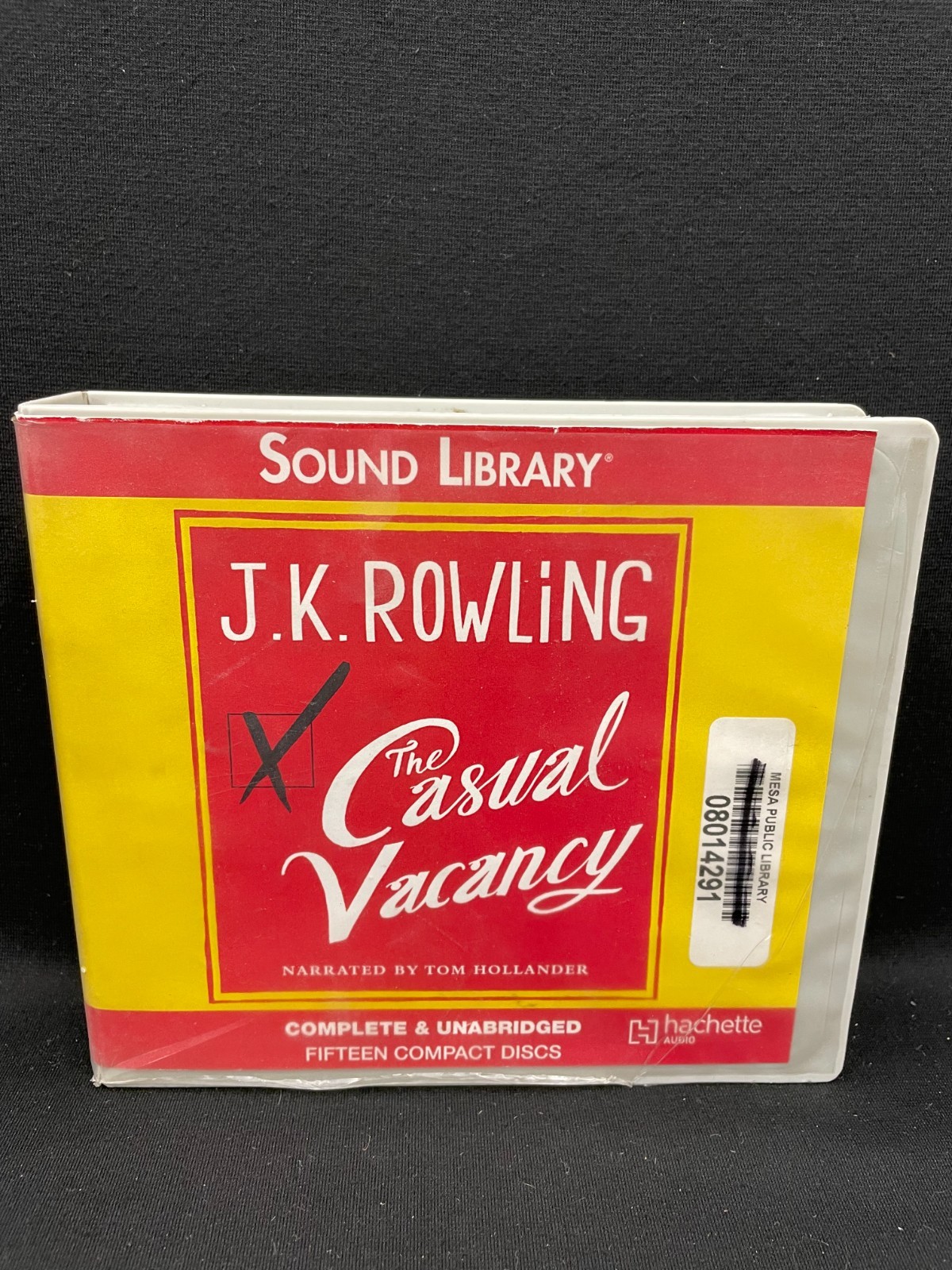 The Casual Vacancy by JK Rowling (AUDIO CD) Narr. Tom Hollander mn5523