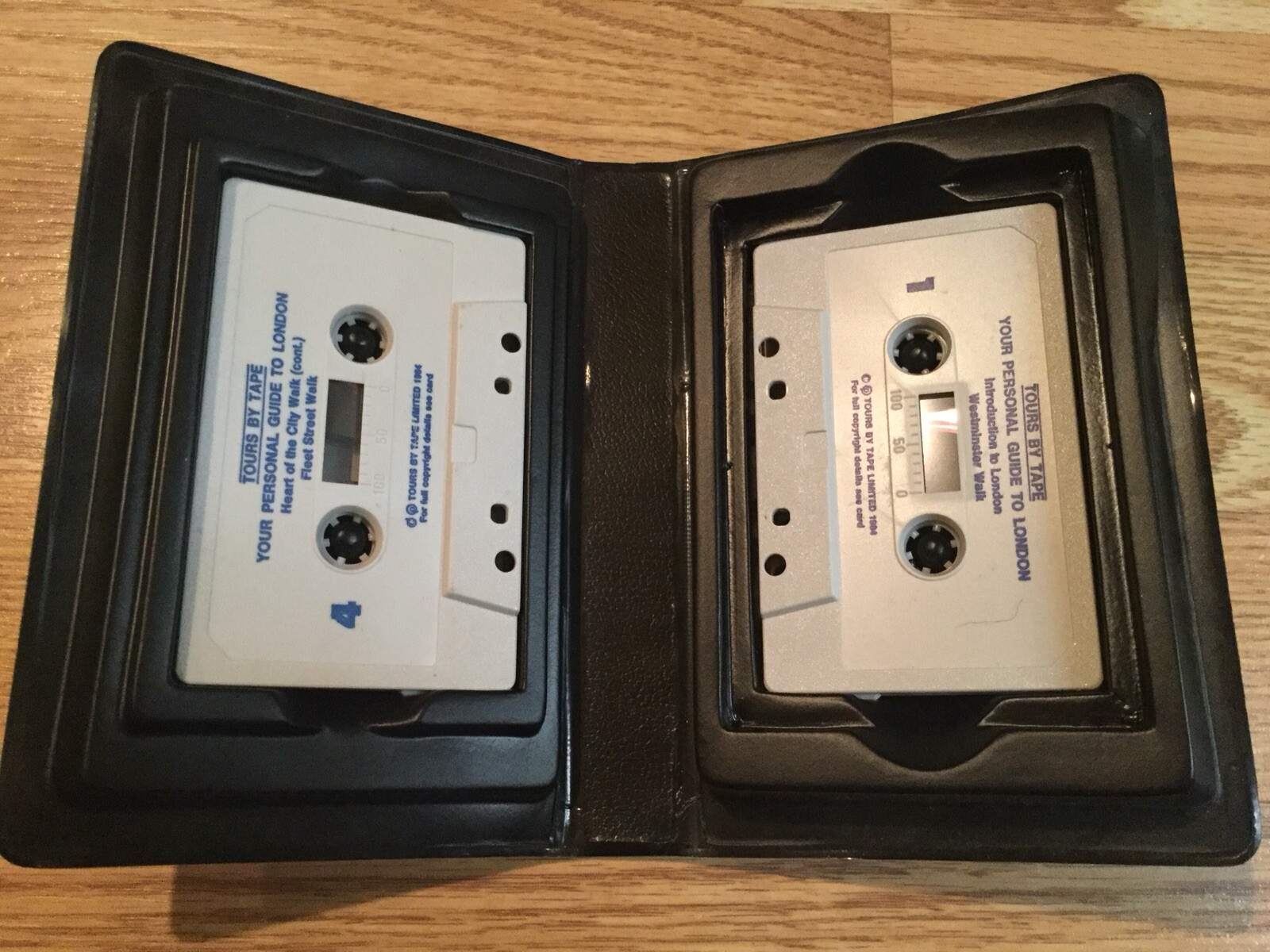 Your Personal Guide To London Vintage Travel Tourist Book & 2 Cassettes, 1984