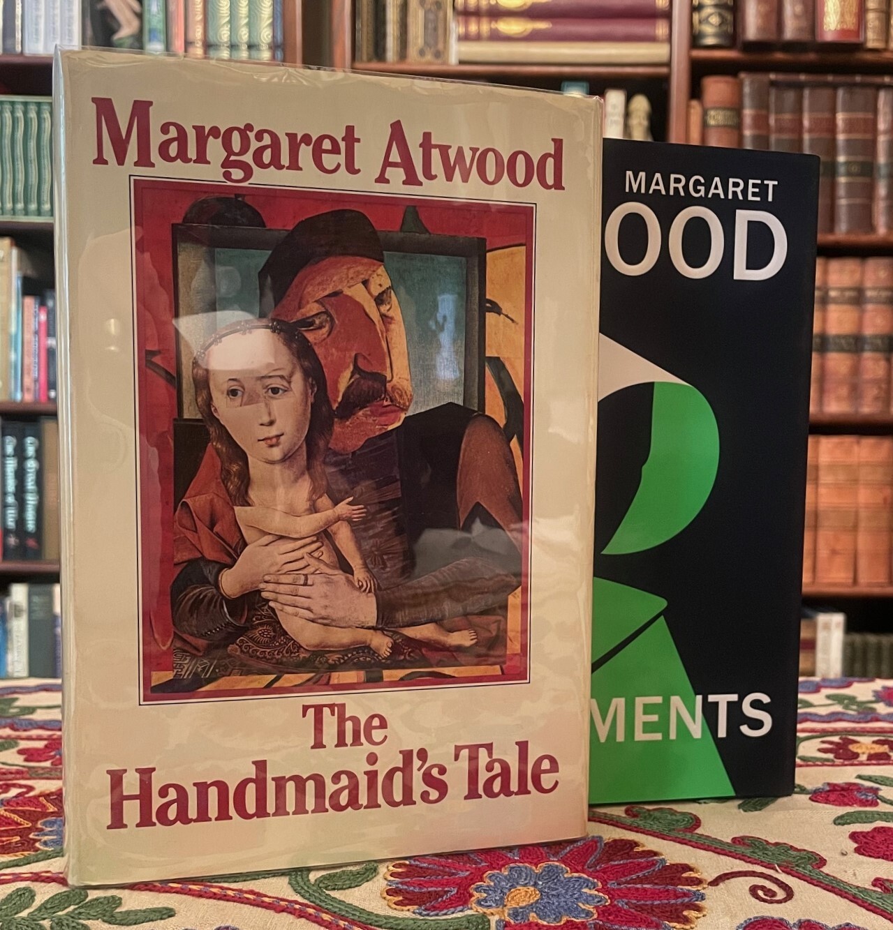 THE HANDMAID’S TALE & THE TESTAMENTS SIGNED Margaret Atwood 1st Canadian Edition