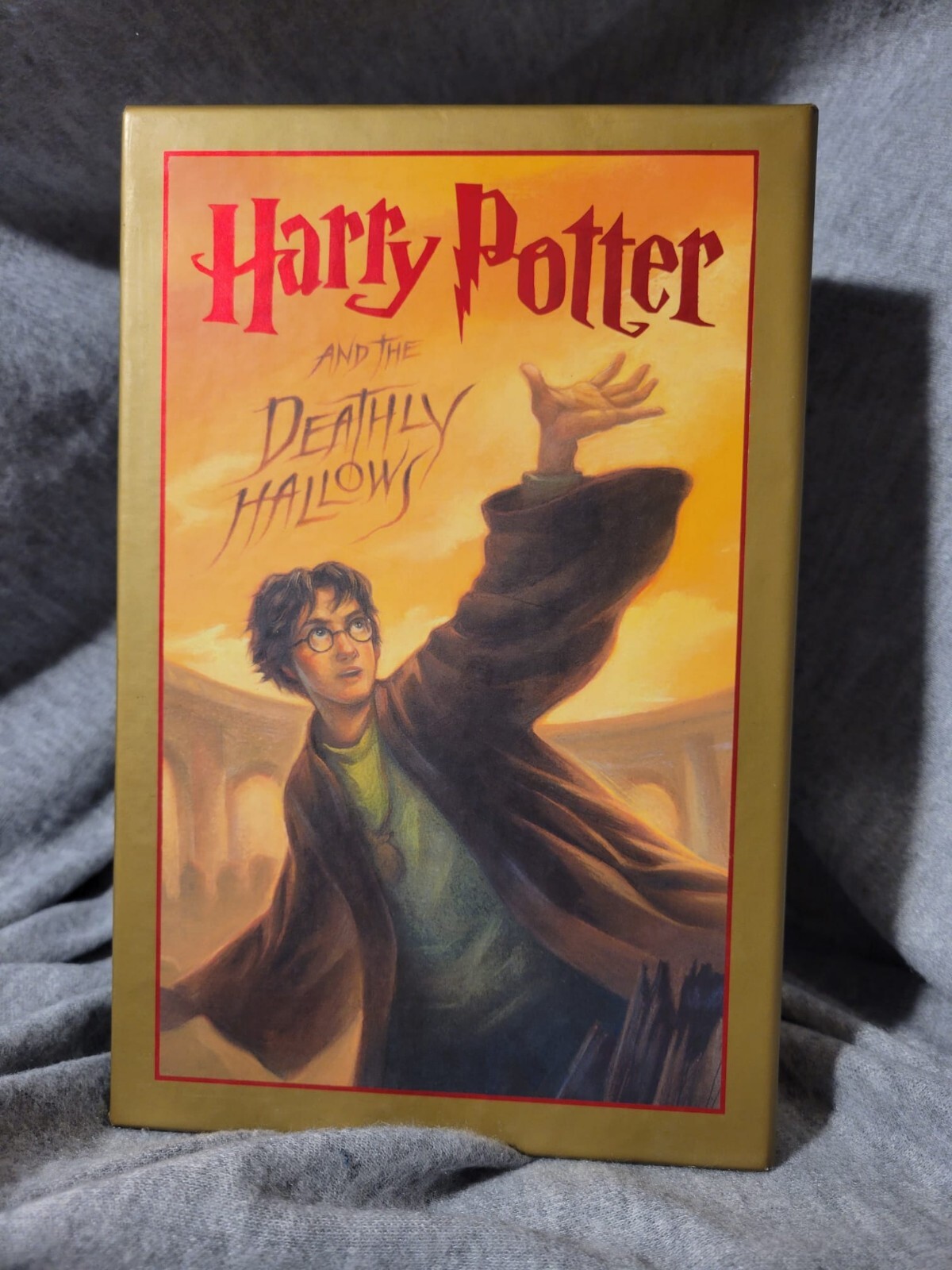 Harry Potter and the Deathly Hallows HC 2007 Special Edition Slipcase Art