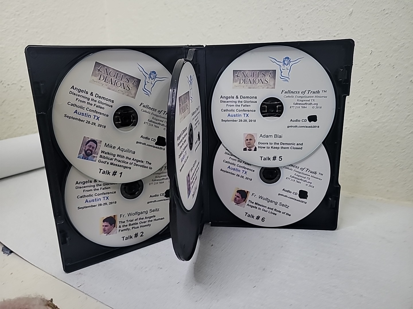 Catholic Ministries-6 Audio CDs «ANGELS & DEMONS: Discerning the Glorious From..