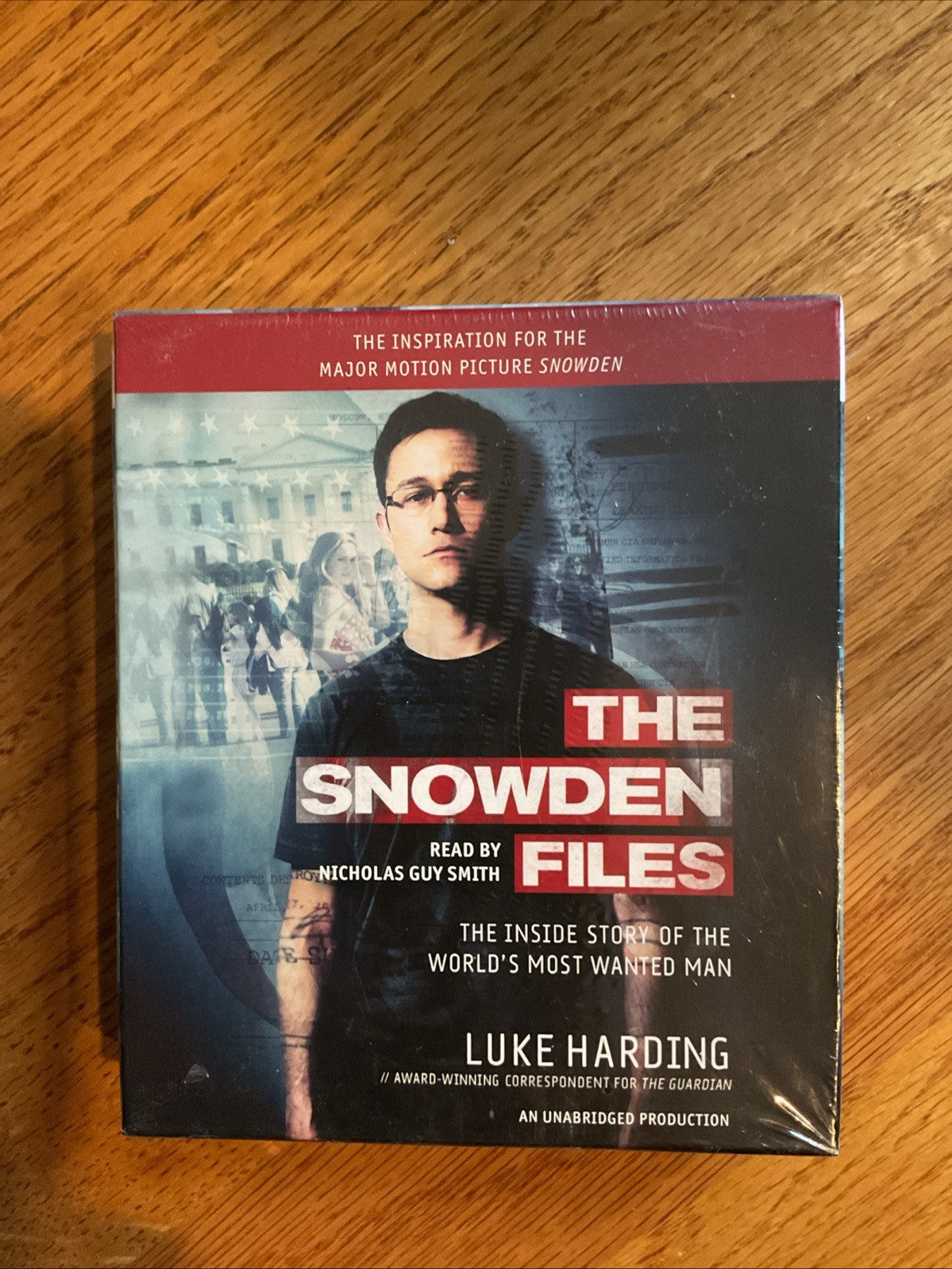 Snowden : The Inside Story of the World’s Most Wanted Man by Luke Harding…