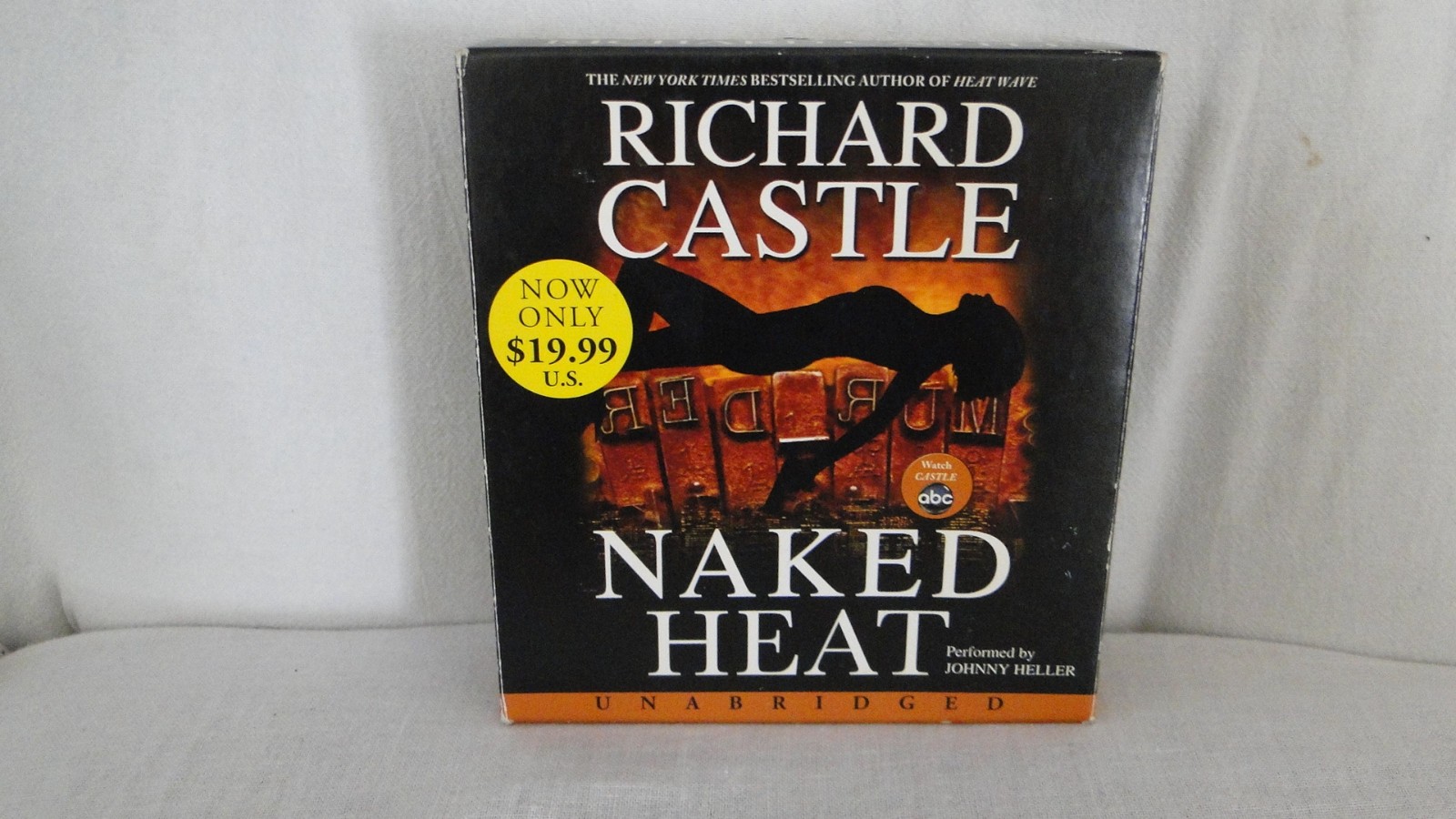 NAKED HEAT-Richard Castle Unabridged 10 CD’s -Read by Johnny Heller- 11.5 Hours